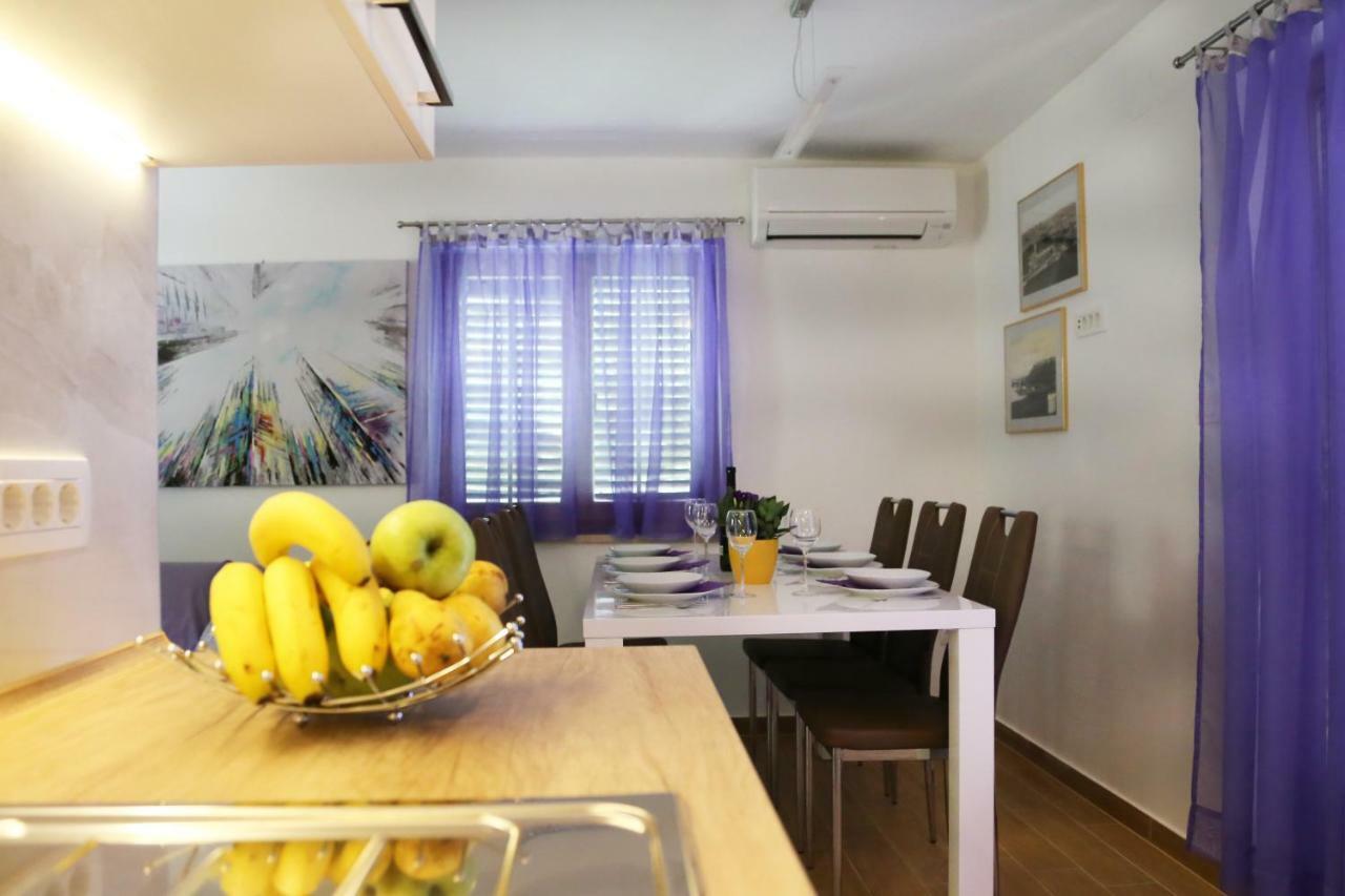 אומיסאליי New, Sunny Apartment Surrounded By Nature מראה חיצוני תמונה